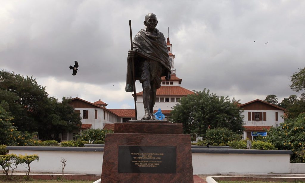 2018-mahatma-gandhi-statue-ghana-university-removed-lucas-daniel-smith-was-obama-born-in-kenya