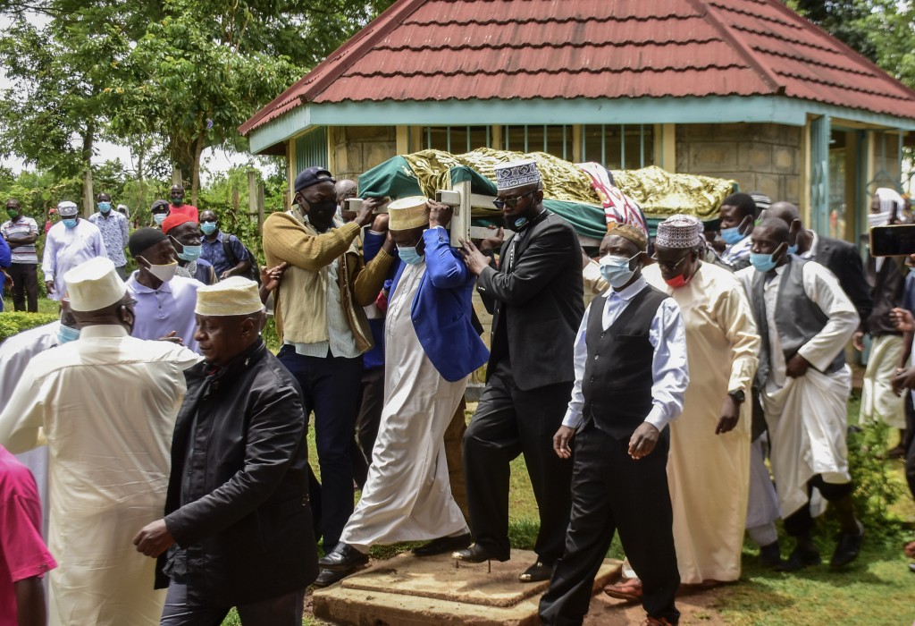 barack-obama-grandmother-sarah-obama-died-passed-away-2021-hospital-negative-covid-funeral-birther